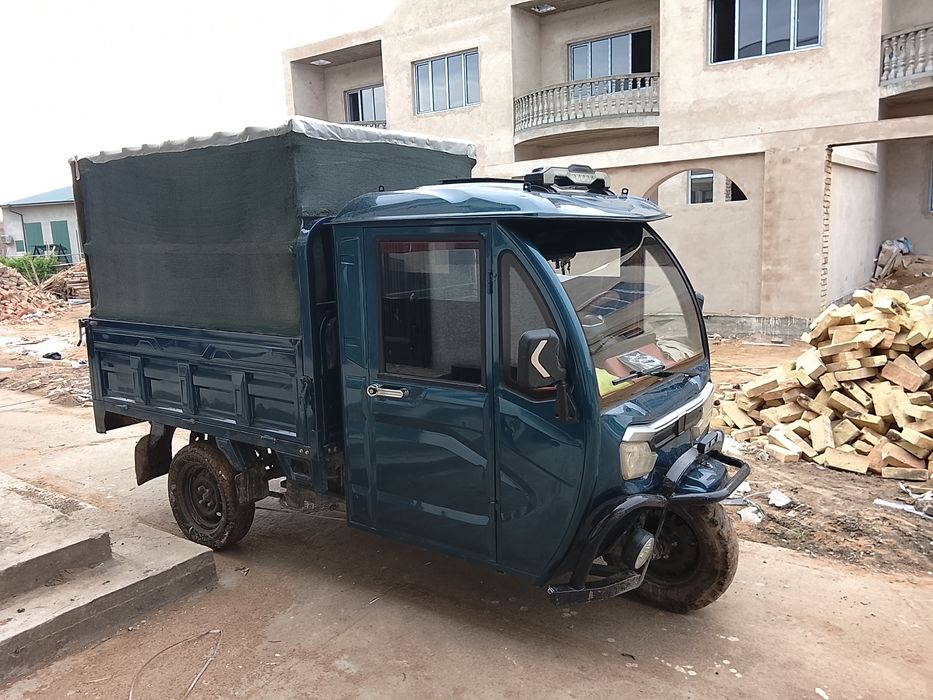 Elektr moto sotiladi xolati yaxshi