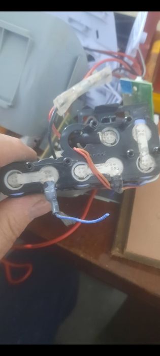 Reparam/inlocuim acumulatori  la Aspiratoare , Trotinete, Biciclete