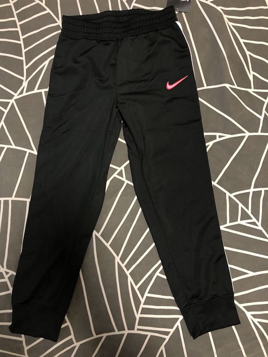 Долнище на Nike