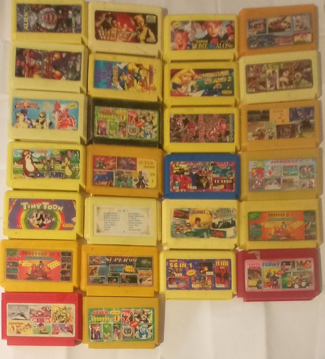 Vând sau schimb obiecte vechi.Preț în funcție de obiectul ales.