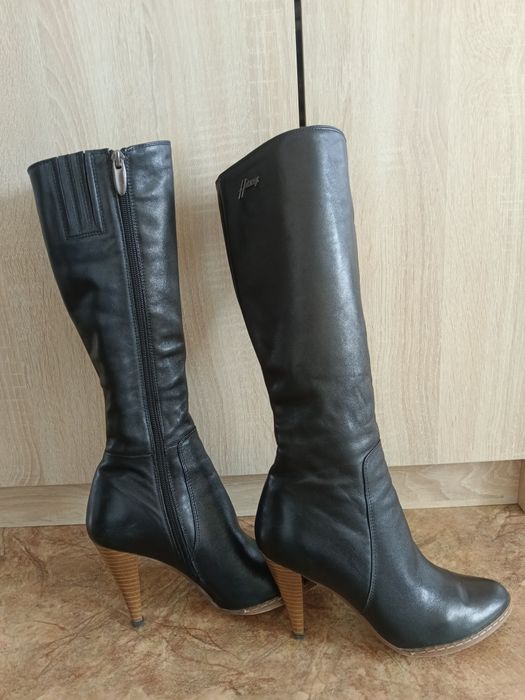 Продам сапоги осенние