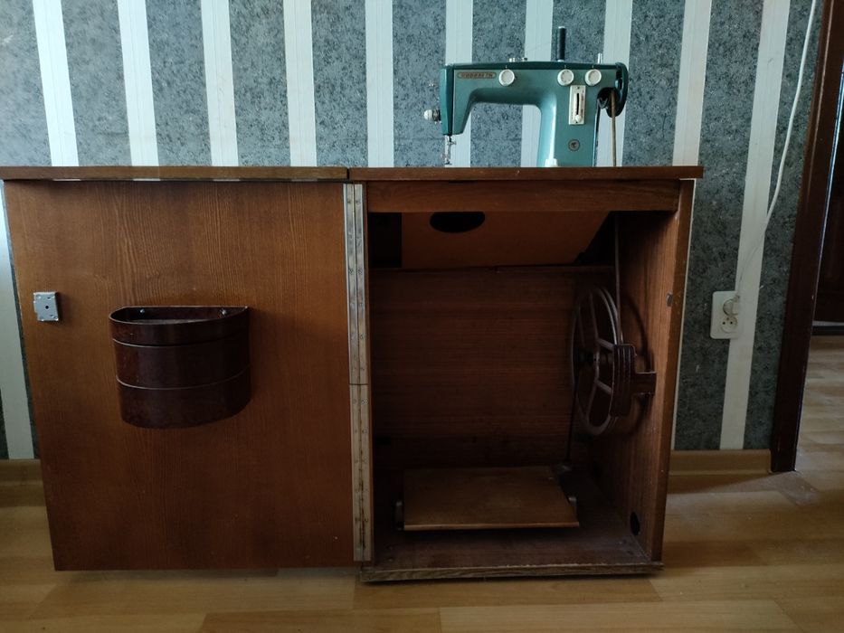 Швейная машина Подольск