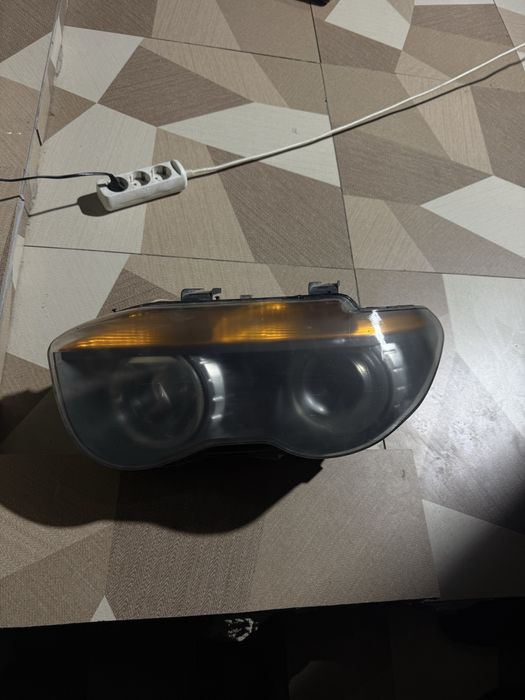 Продам переднюю левую фару BMW E65