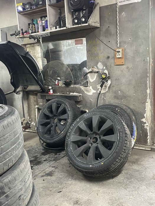 Оригинал диски Infiniti FX35   235/45/18р