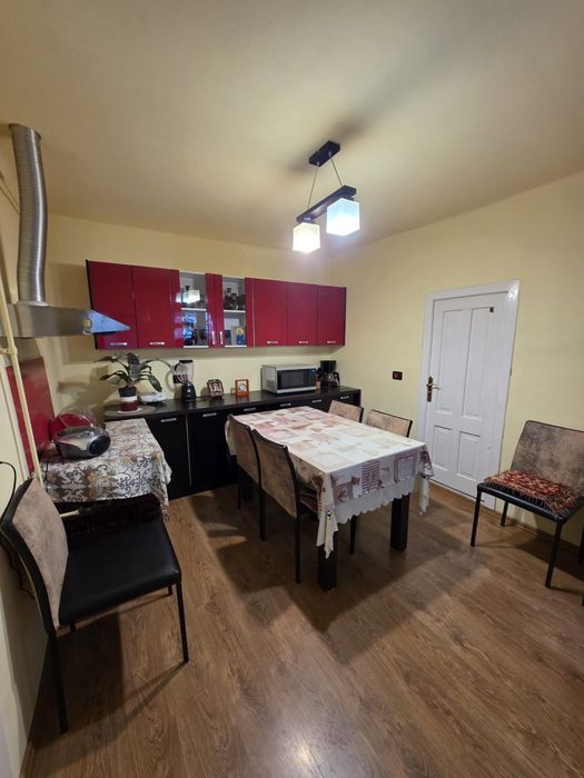 Vând casă în Sântana