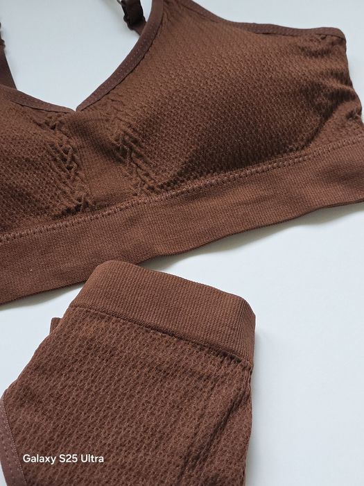 Сет от две части