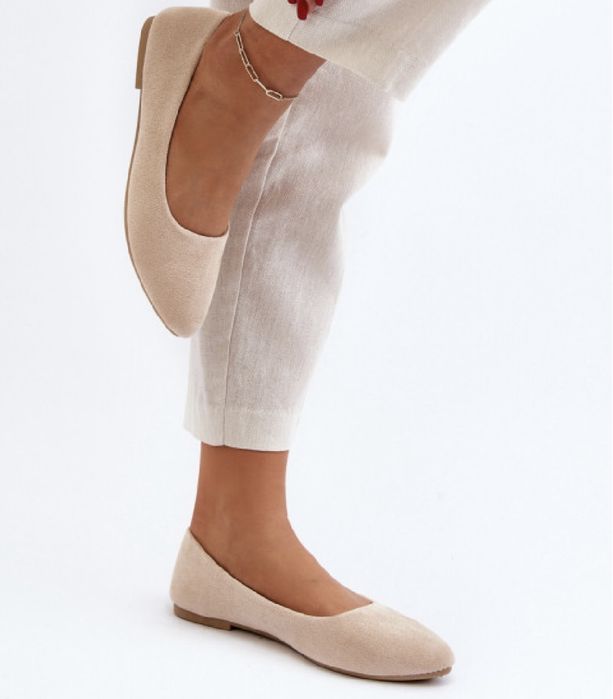 Дамски бежови балерини