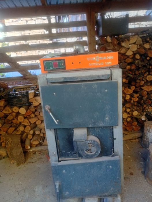 Vând centrala pe lemne wissman 32 kw