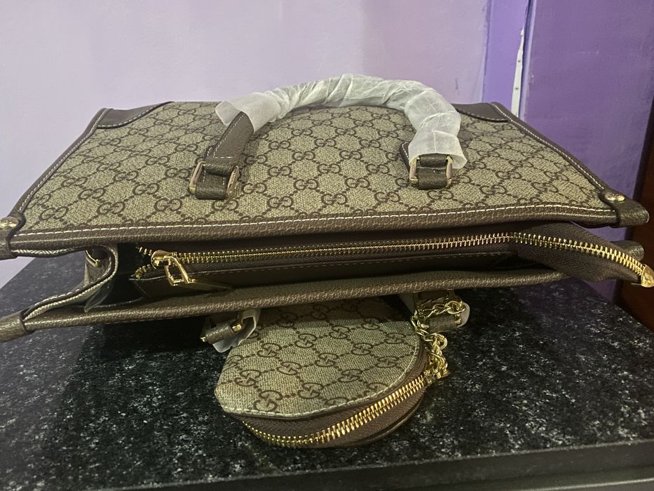 Geanta Guess Made in Italy