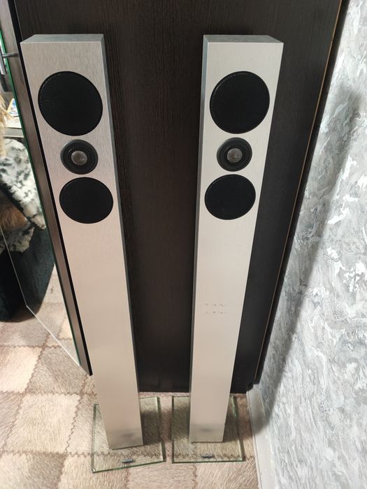 Акустика Revox .