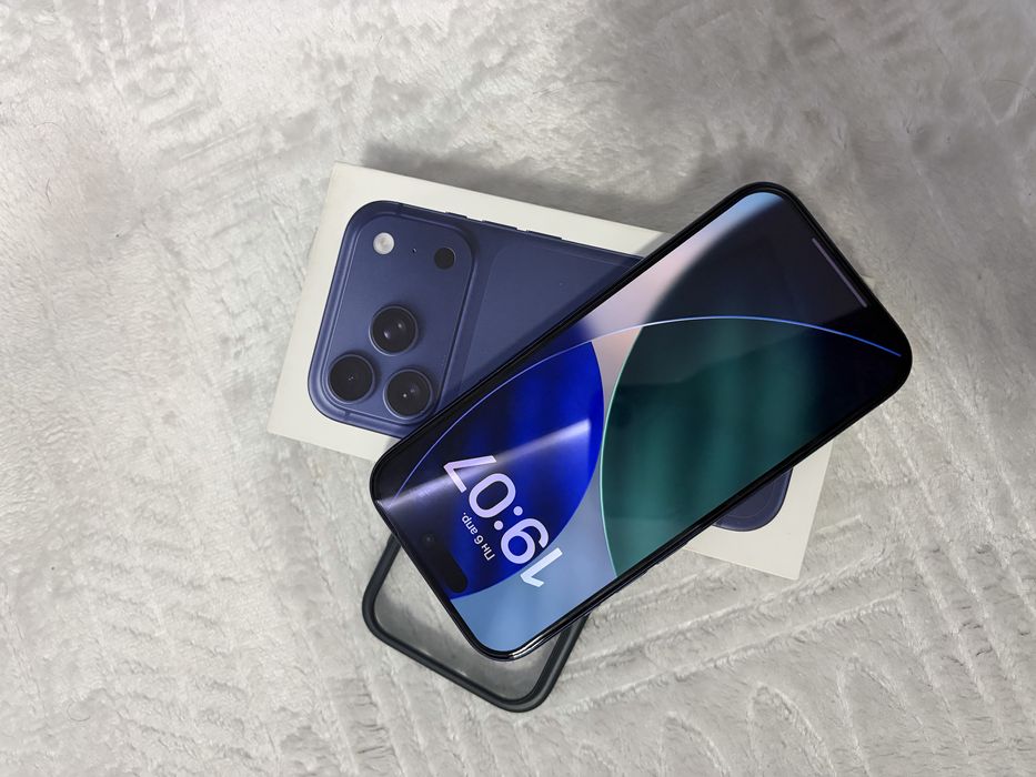 Apple Iphone 17pro 256gb blue Dual sim