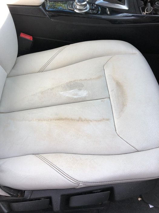 Reconditionare prin Vopsire Interior Piele Auto Scaune Cotiere Volan