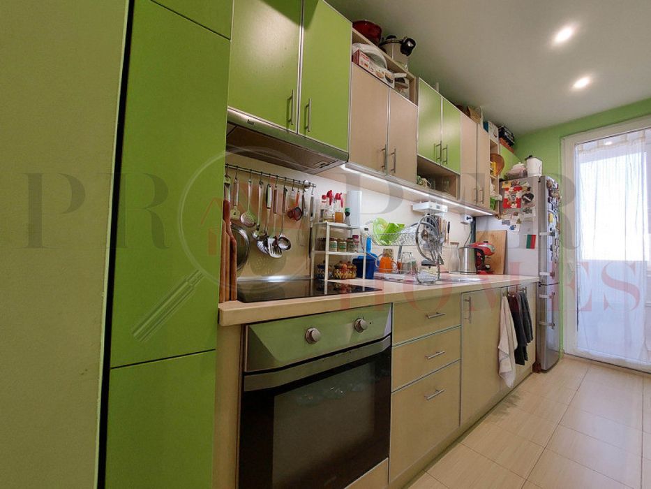 Продава се Тристаен апартамент в Велико Търново, Център - 100 кв.м за 1450 €/кв.м - Снимка #1