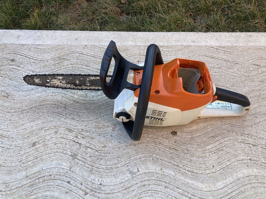 Drujba-Motofierastrau pe Baterie STIHL MSA 160 C doar Corp Defect