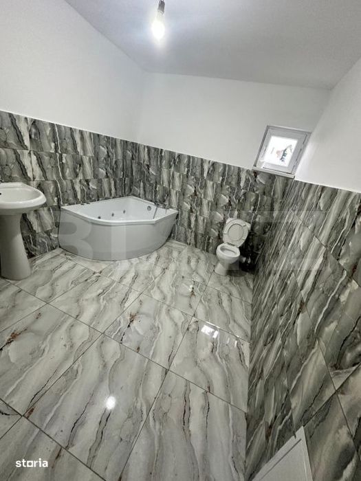 Casa de vanzare in Tomesti – zona centrala, langa Primarie | Teren 5