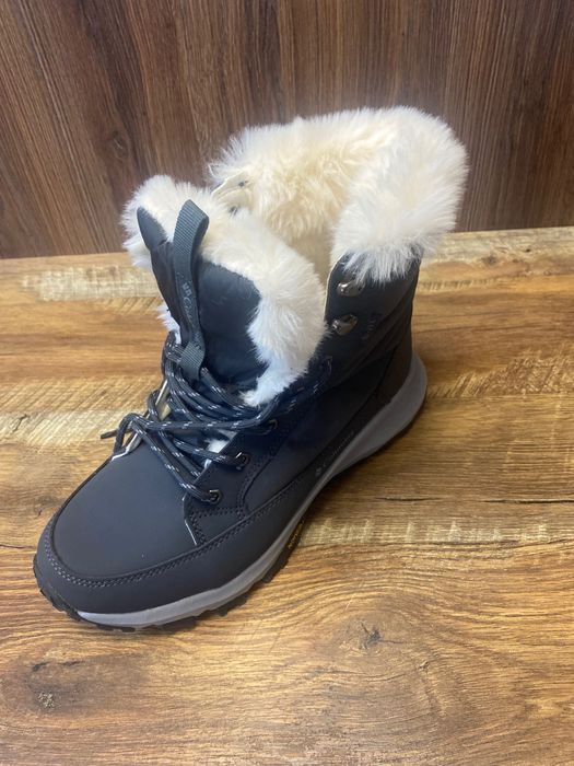 Зимние ботинки  новые