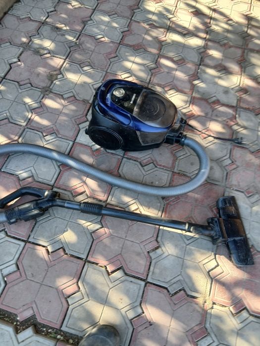 Пылесос для дома,