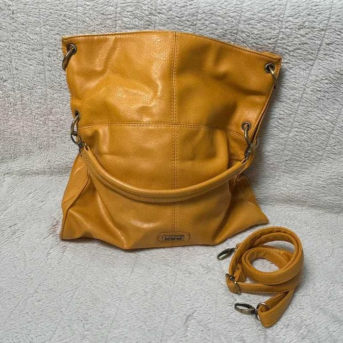 Geantă de zi galbenă