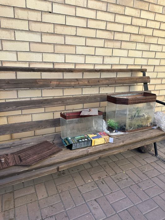 В продаже аквариумы !