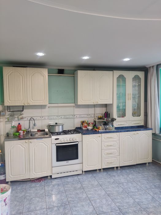 Кухонный гарнитур качественный