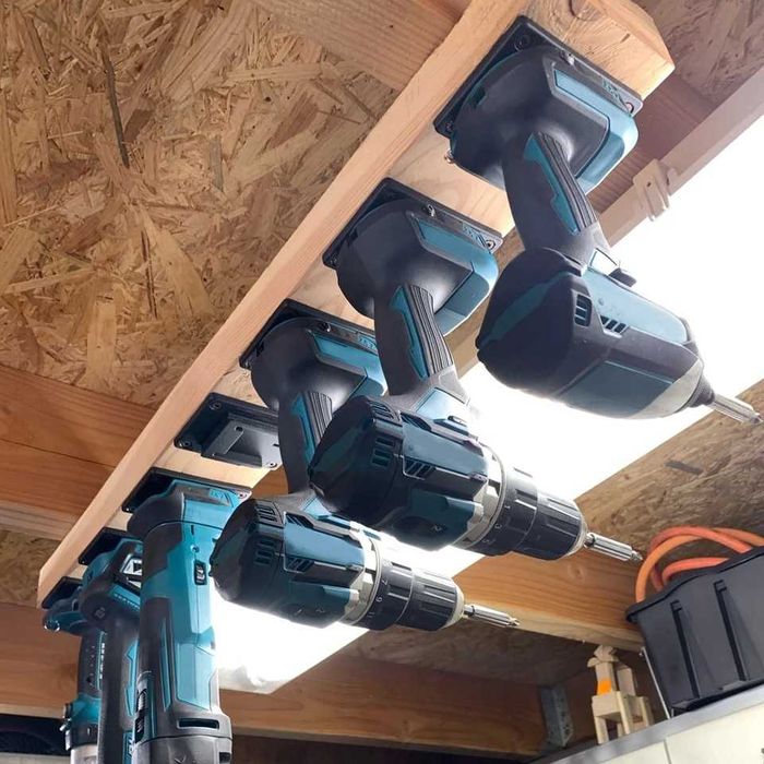 Стойки за Инструменти и Батерии DeWALT Parkside Makita Bosch Milwaukee