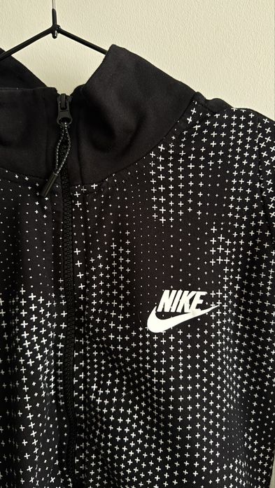Олимпийка nike , оригинал , размер M