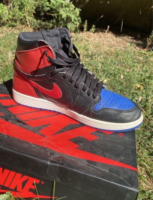 Nike AIr Jordan Retro 1 Top 3