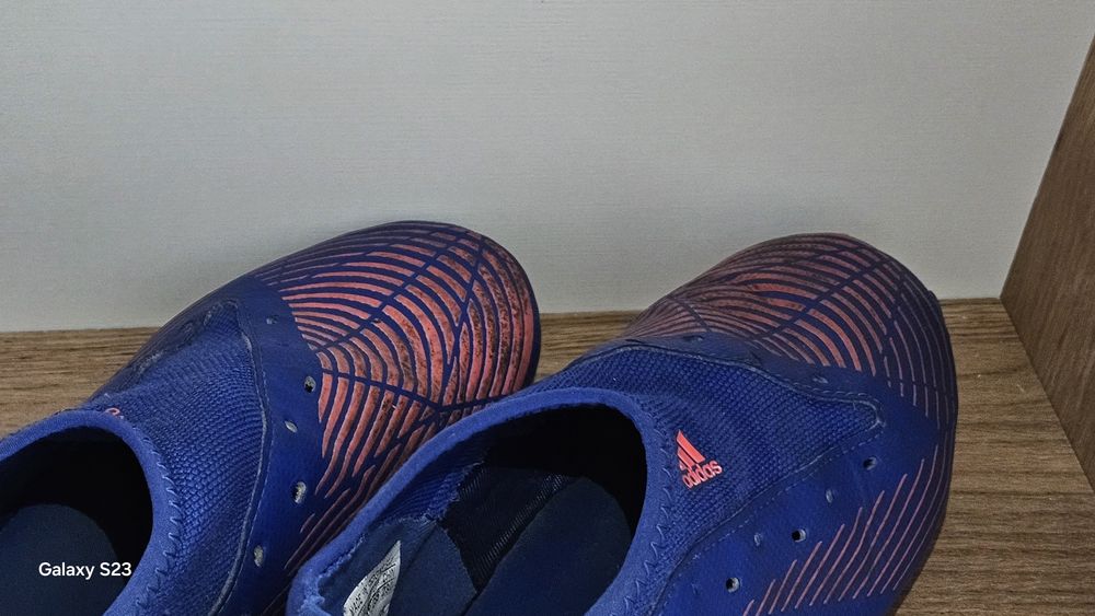 Продам бутсы Adidas Predator Edge