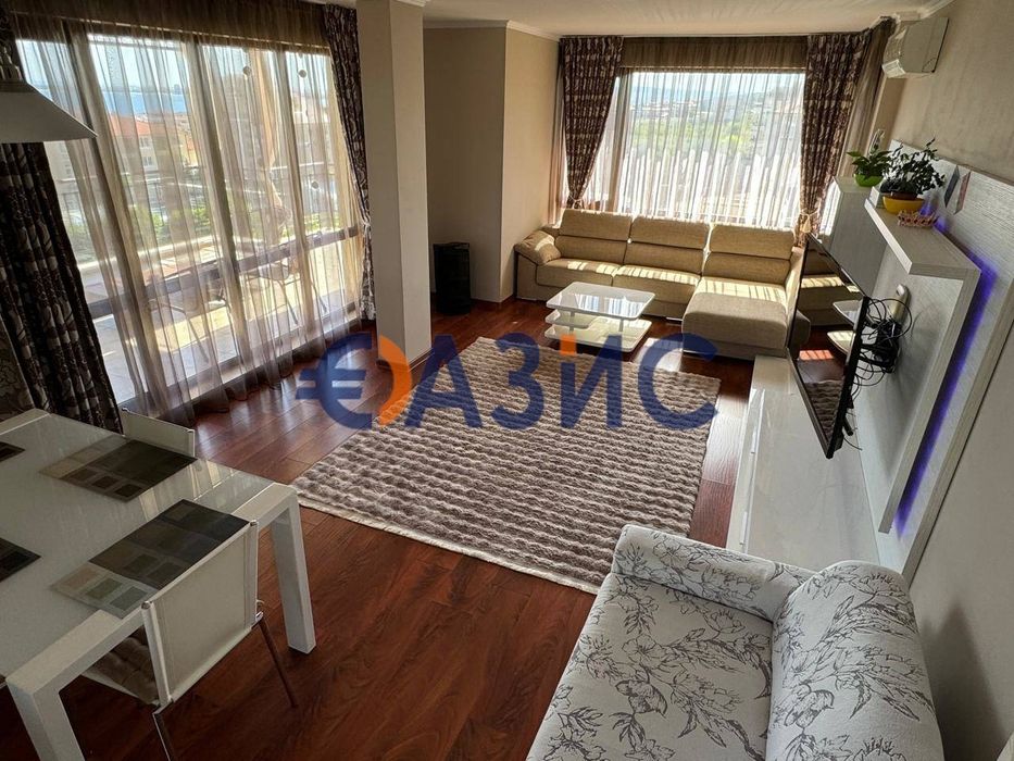Продава се Тристаен апартамент в Свети Влас - 179 кв.м за 627 €/кв.м - Снимка #2