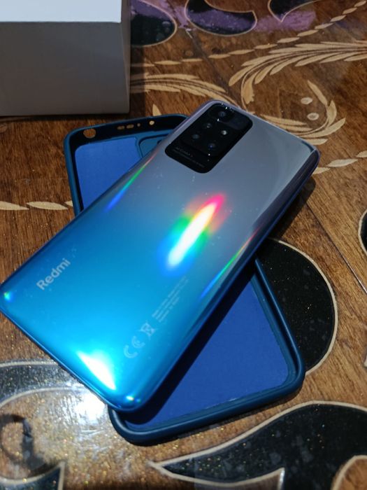 Продам два телефон Редми 10-12