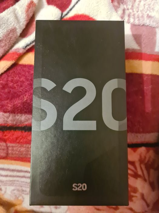 Продам телефон самсунг