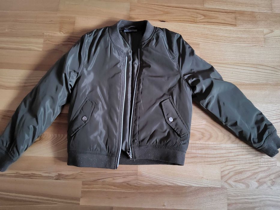 Geaca de primavara noua 134 cm