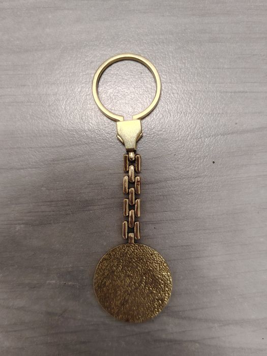 Breloc din  aur Mercedes
