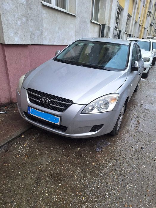 Kia Ceed 2007 benzină, 1.500 € — imagine 1