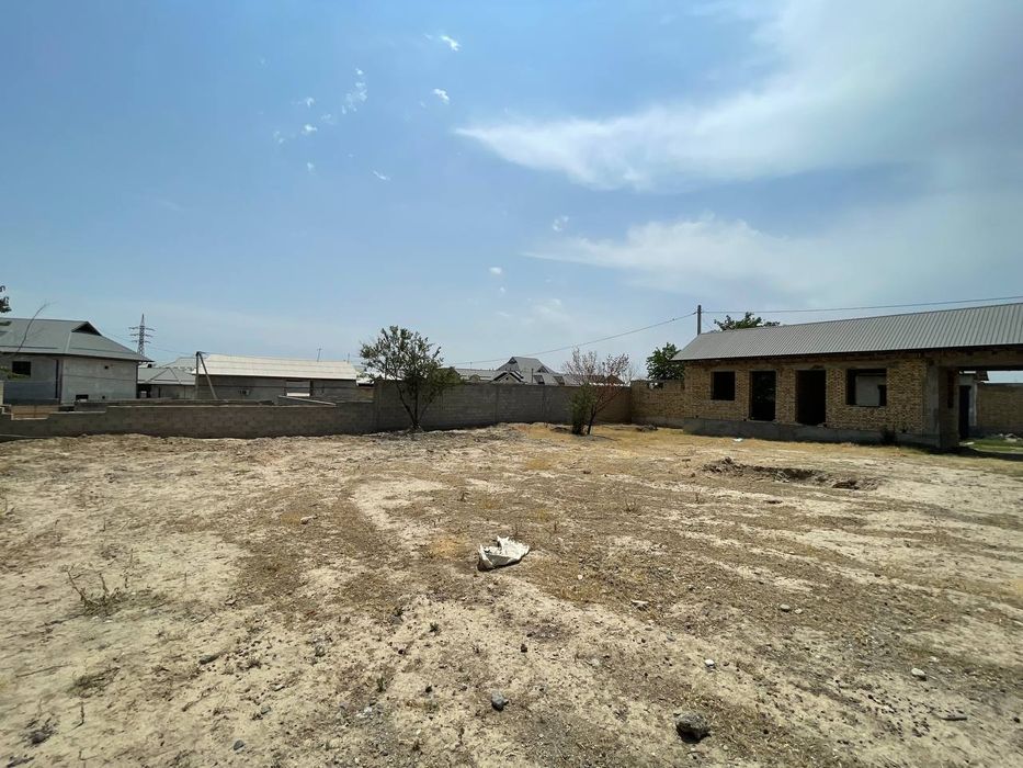 Чек участок сотилади