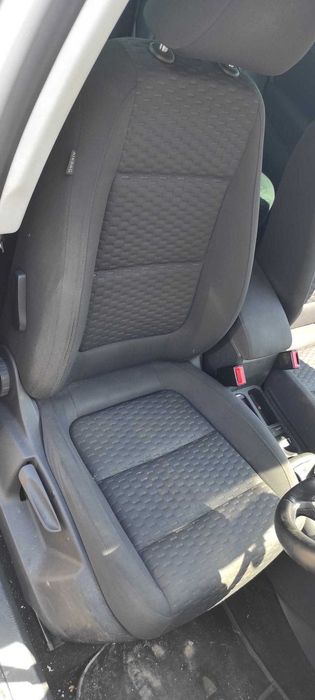 Interior Textil Scaun Fata Stanga Dreapta si Bancheta cu Spatar FARA Incalzire VW Tiguan 2008 - 2012