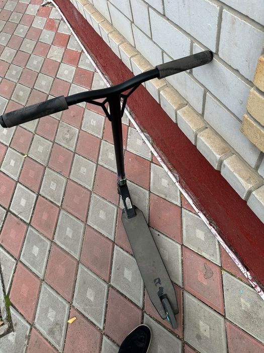 Продам трюкавой самокат