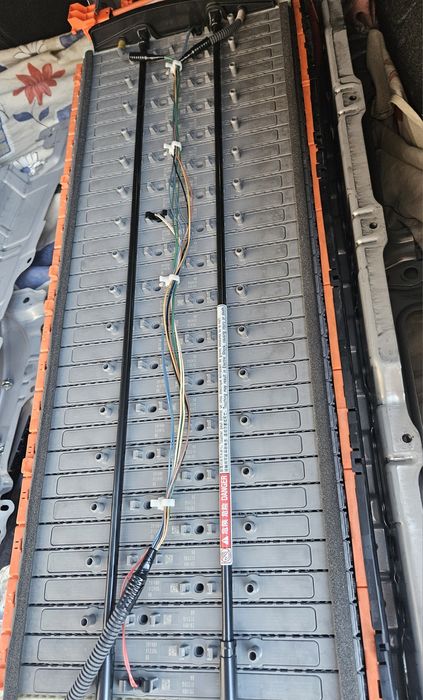 Батерия за Тойота хибрид, става за всички хибриди на Тойота и Лексус