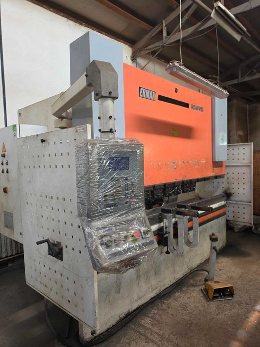 Masina de indoit tabla abkant hidraulic CNC Ermaksan