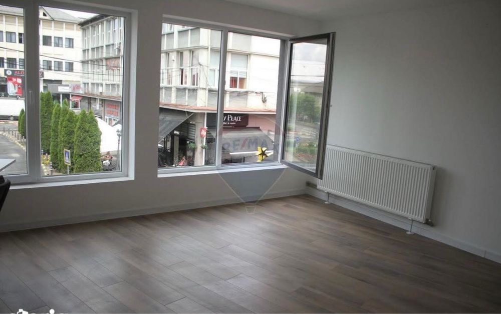 Spatiu Comercial Ultracentral de închiriat