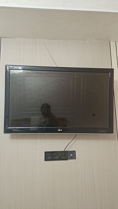 Телевизор.                  LG.