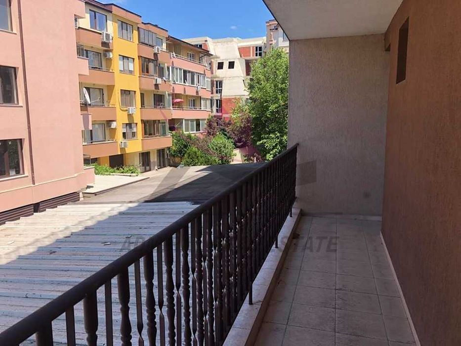 Дава се под наем Двустаен апартамент в Варна, Левски - 60 кв.м за 400 € - Снимка #4