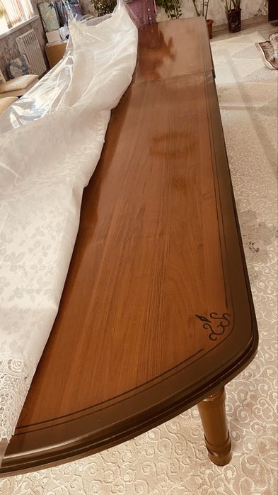 Залга стол дастарханымен