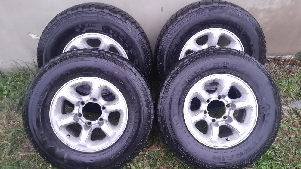 Шины с дисками 235/75/R15 A/T