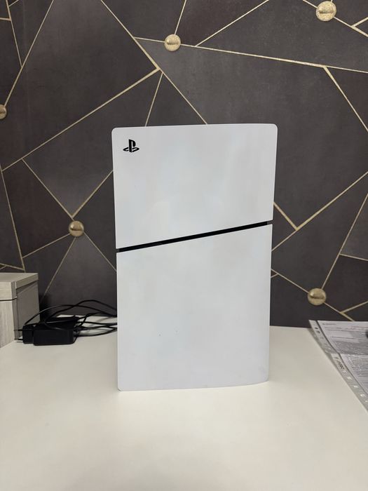 Play Station 5 Slim