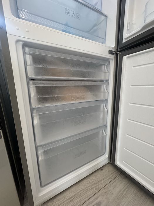 холодилник Haier