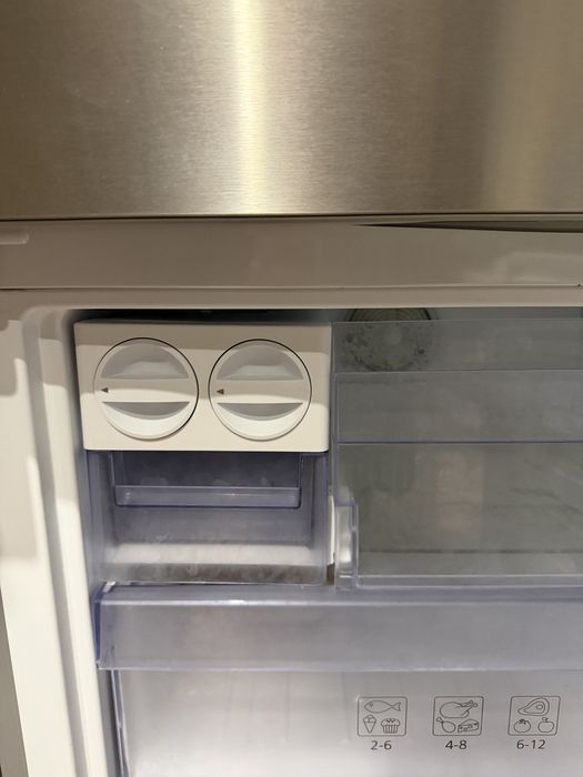 Хладилник с фризер Beko