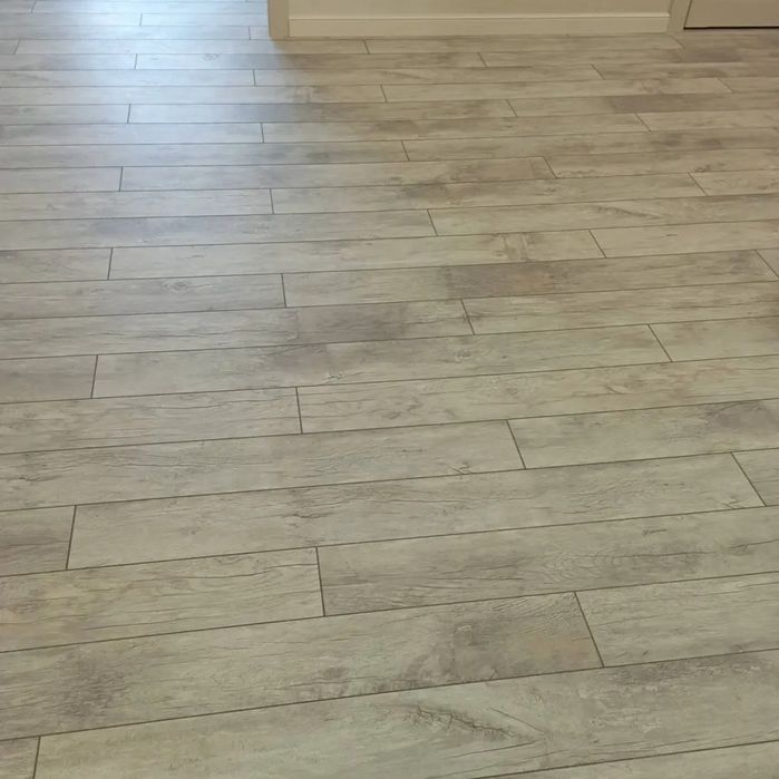 Плотник, гипсокартон, ламинат.