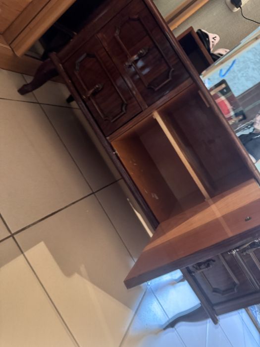 Продам антикварное трюмо