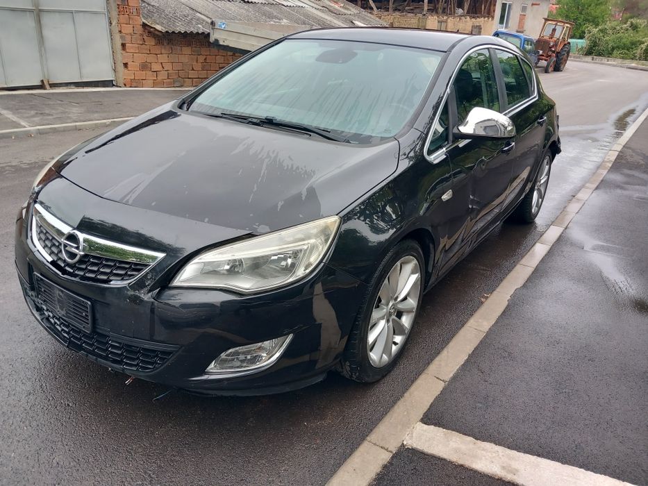 Opel Astra j - 1.7cdti-110кс/2012г./-на части
